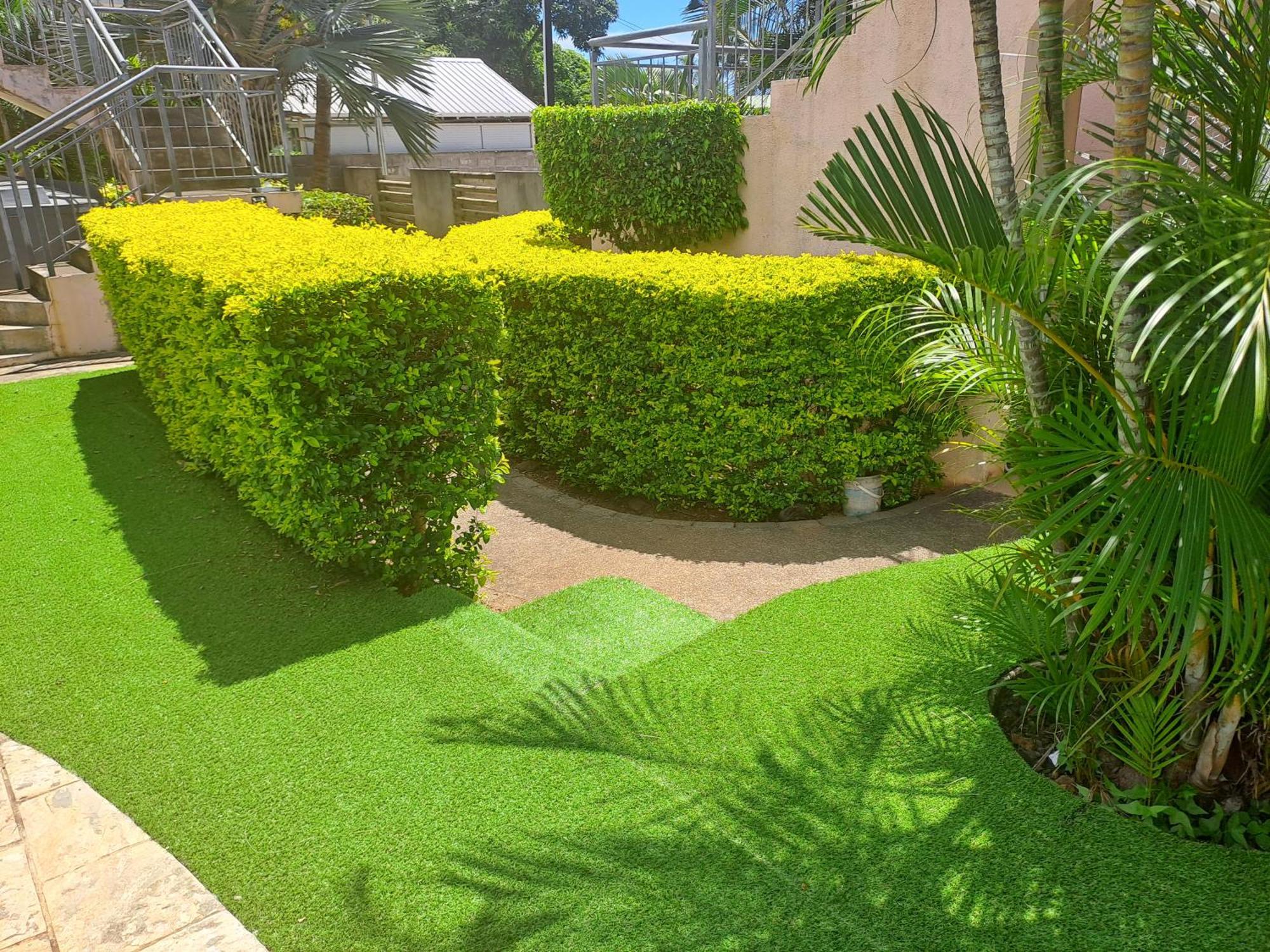 Appartement Paisible Avec Jardin & Piscine Albion Eksteriør billede
