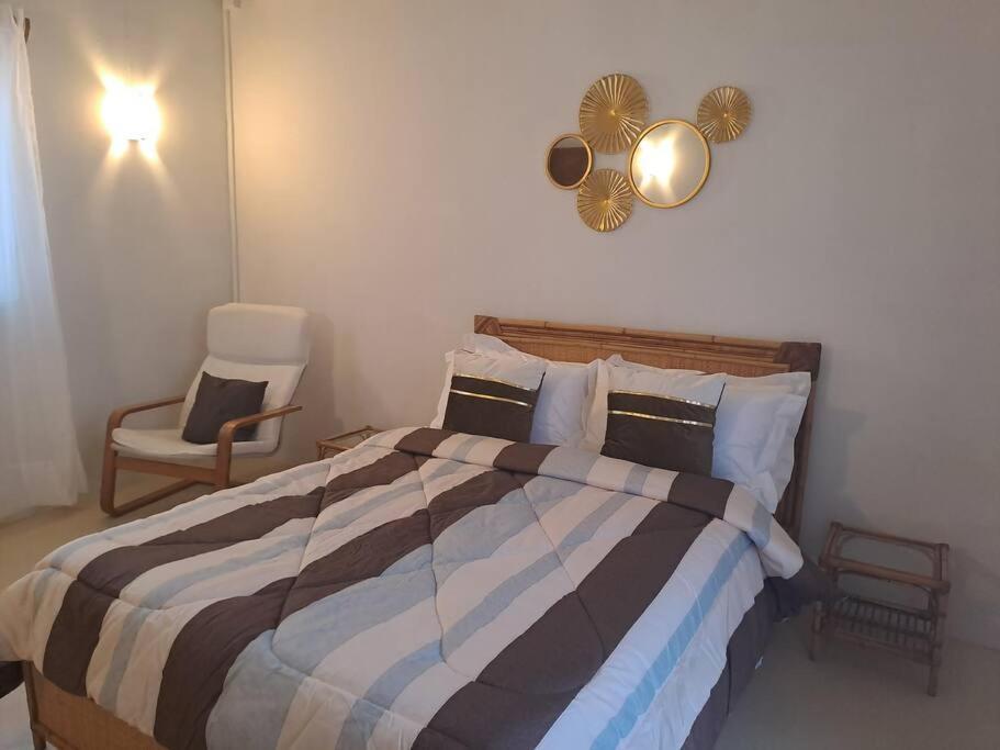 Appartement Paisible Avec Jardin & Piscine Albion Eksteriør billede